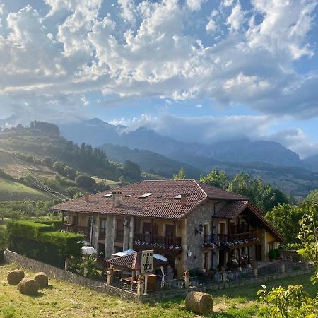 Posada El Corcal De Liebana Tama Bagian luar foto